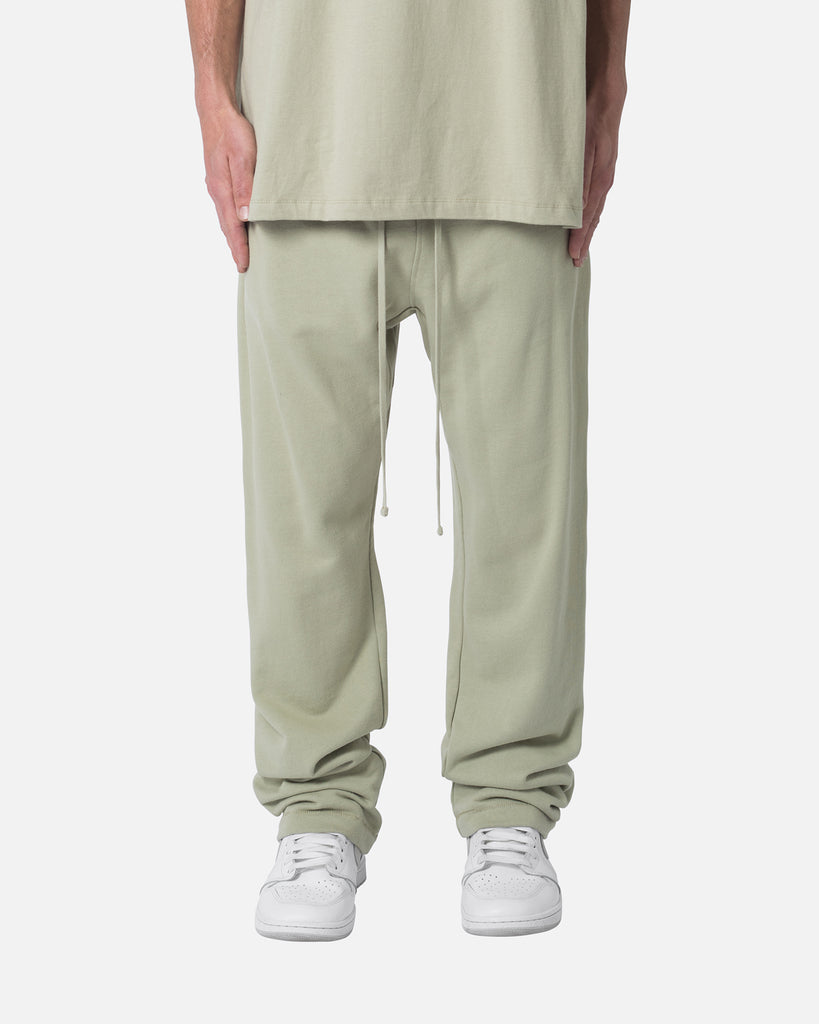MNML Relaxed Every Day Sweatpants Moss | Culture Kings US