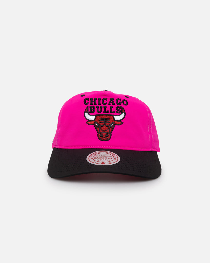 Neon Lights Snapback Chicago Bulls - Shop Mitchell & Ness