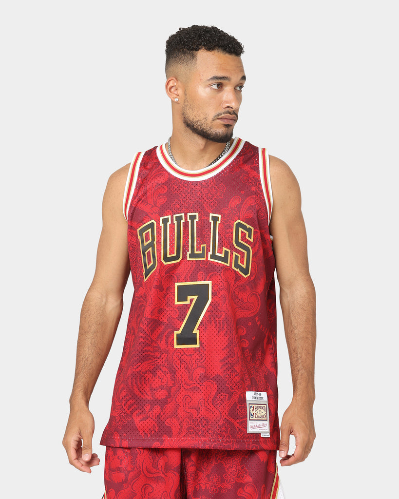 Mitchell & Ness Chicago Bulls Jersey hotsell Year of The Tiger