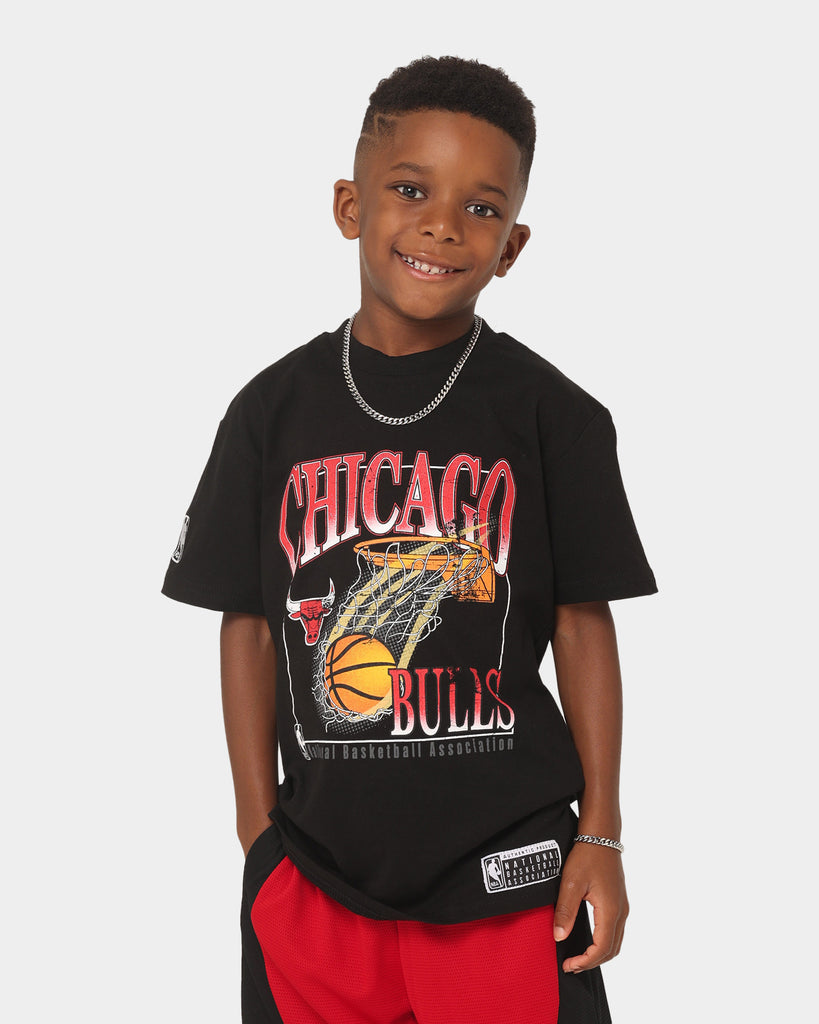 VINTAGE TEE - BLACK T SHIRT OLD SCHOOL NBA CHICAGO BULLS