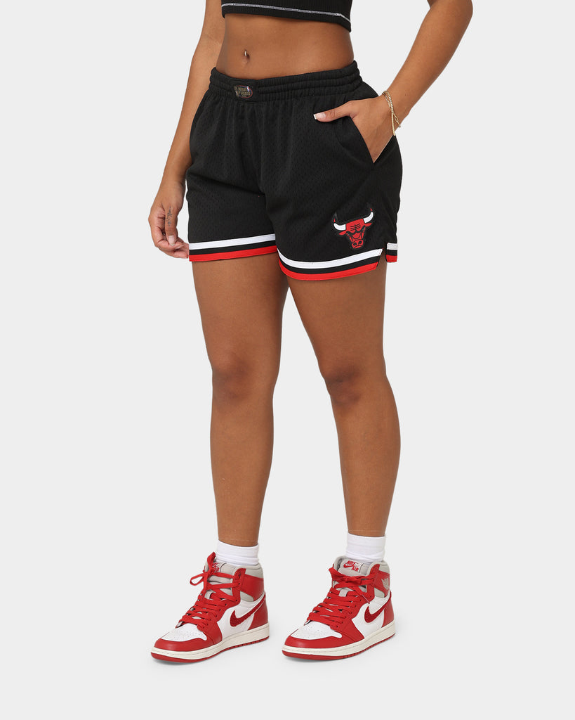 Women's Chicago Bulls Nike Black Crossover Performance Shorts