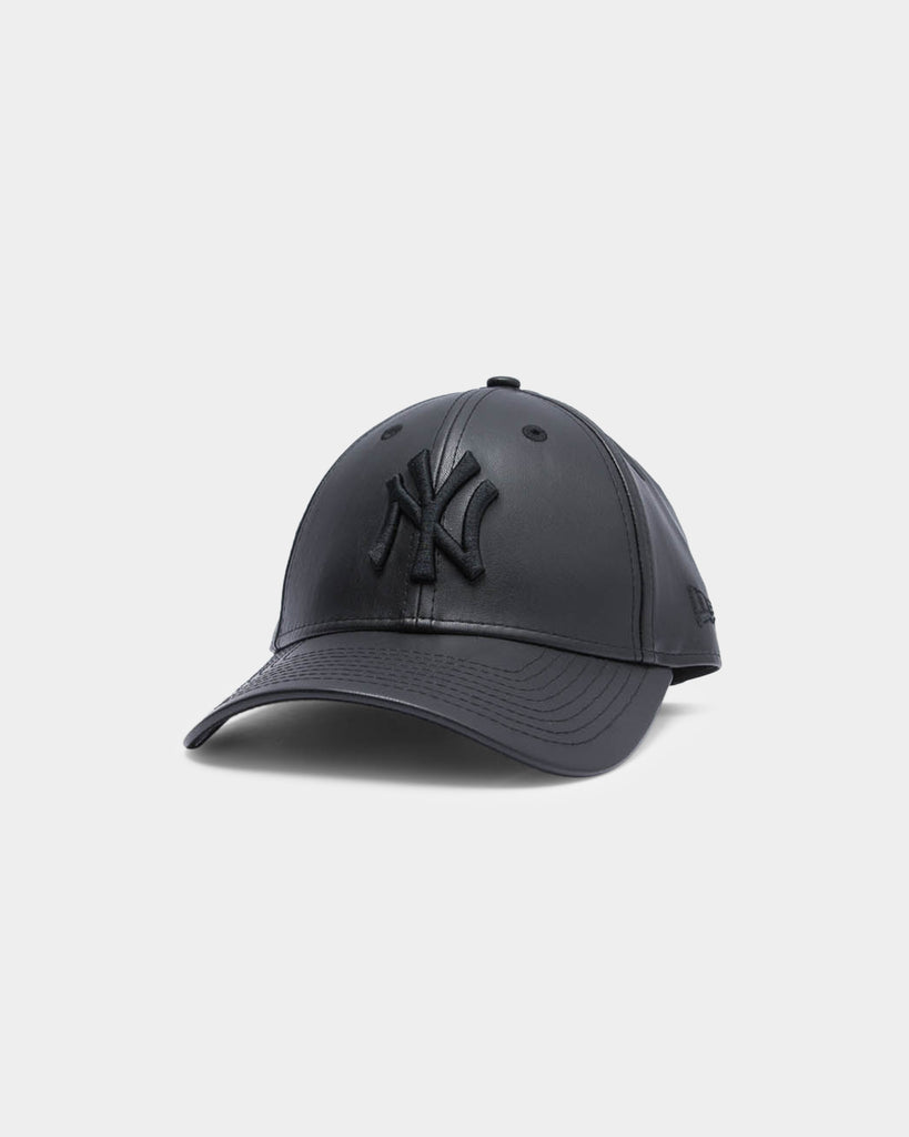 New Era 9FORTY New York Yankees Black Cap
