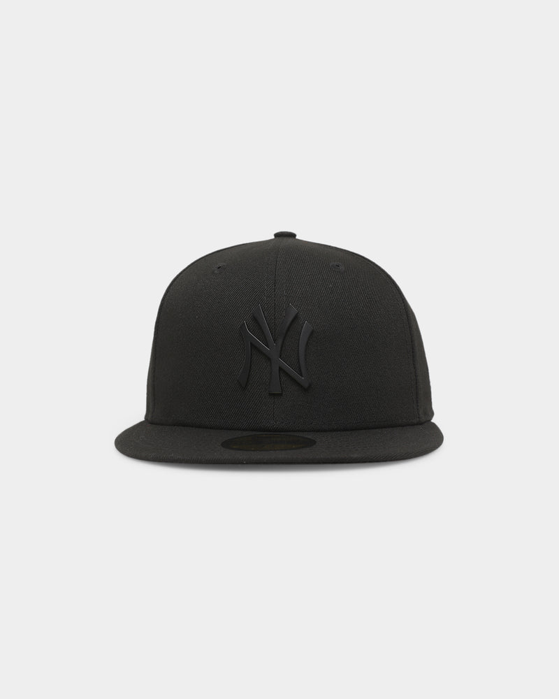 NEW YORK YANKEE FAUX LEATHER METAL LOGO 59FIFTY NEW – Sports