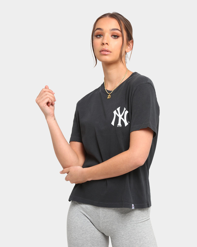 Majestic Athletic Women's New York Yankees Boxy T-Shirt Vintage White