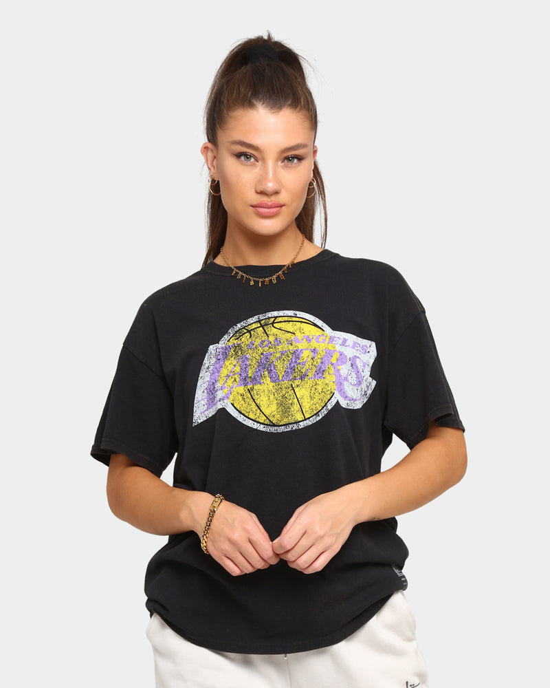 Mitchell & Ness NBA LA Lakers centre circle t-shirt in black